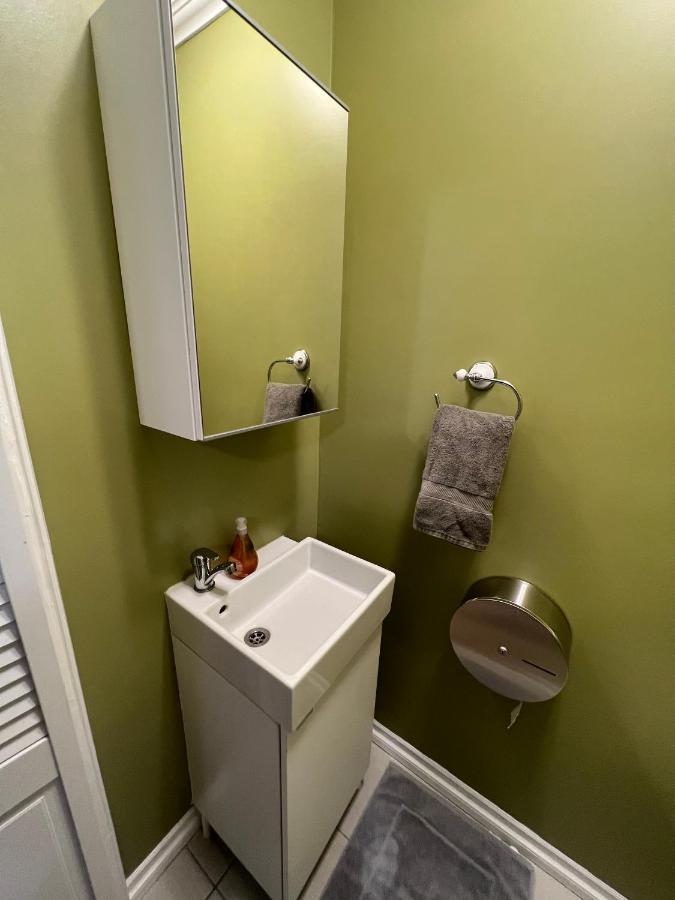 Private La Bedroom W Private Half-Bathroom - Ac - Wifi - Private Fridge -Smart Tv Los Angeles Kültér fotó