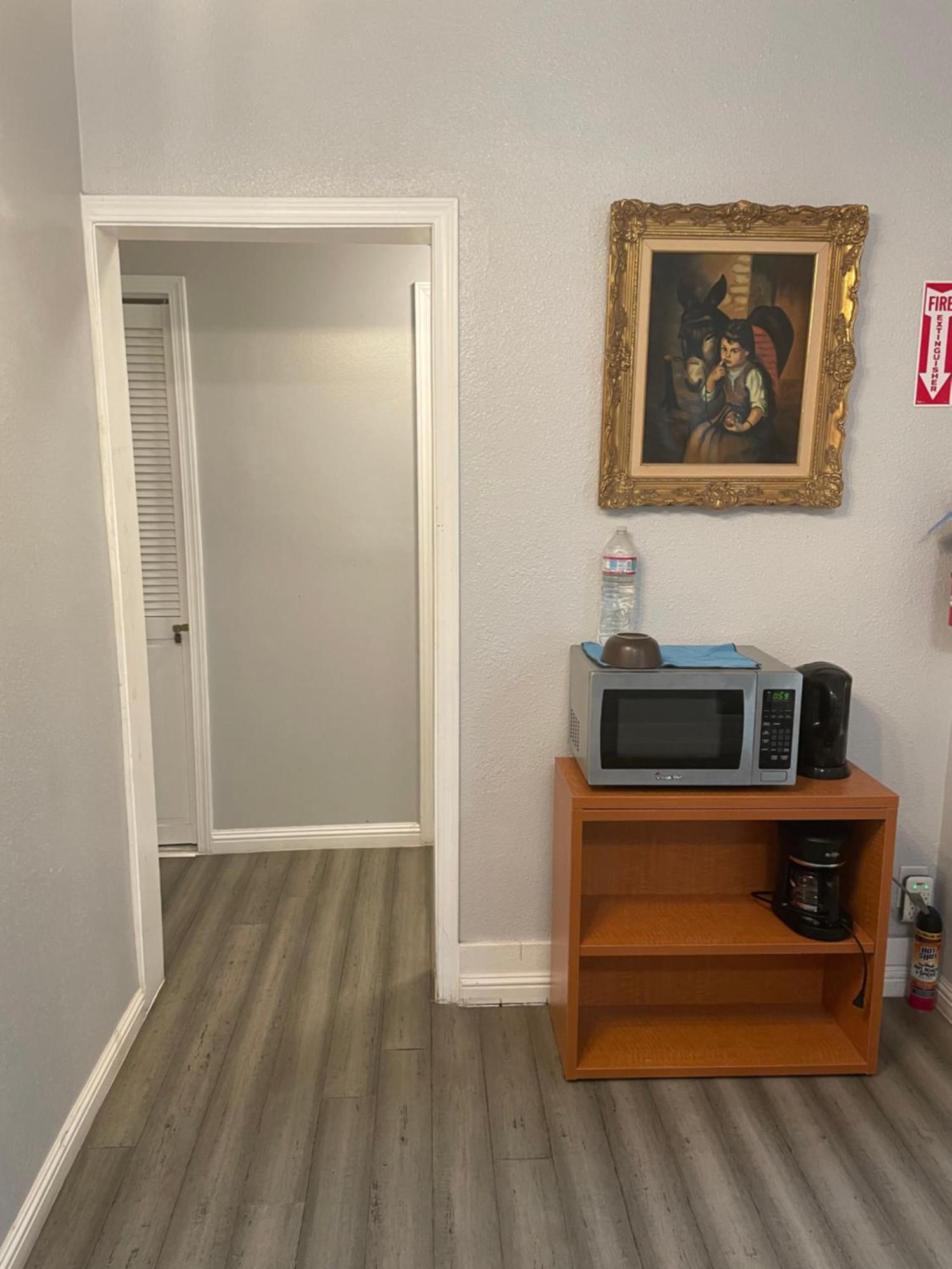 Private La Bedroom W Private Half-Bathroom - Ac - Wifi - Private Fridge -Smart Tv Los Angeles Kültér fotó